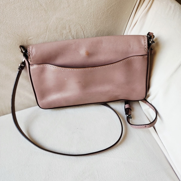 Vintage Coach  1941 Dinky Crossbody Bag Glovetanned Leather Dusty rose mauve - Picture 2 of 9